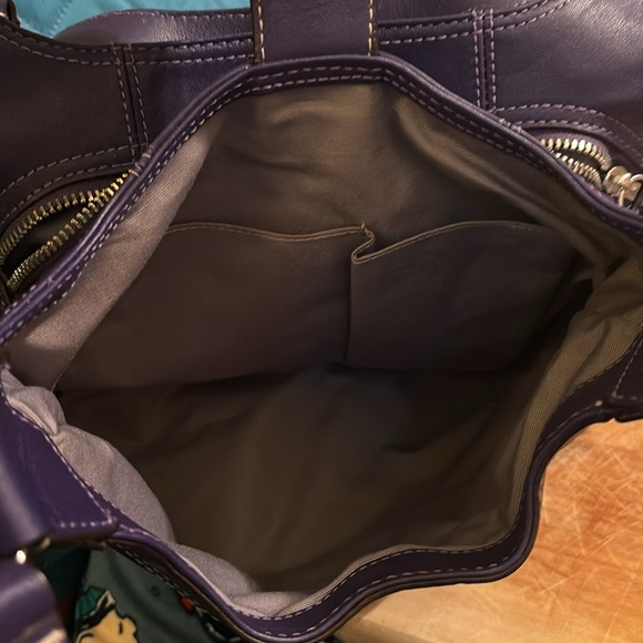 Coach buckle handbag - Picture 9 of 16